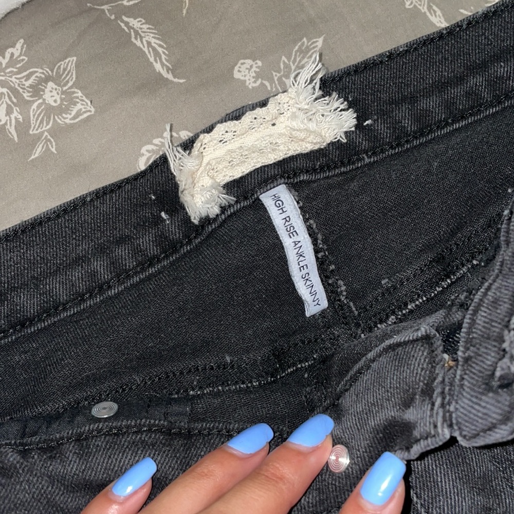 black jeans - Picture 2 of 2